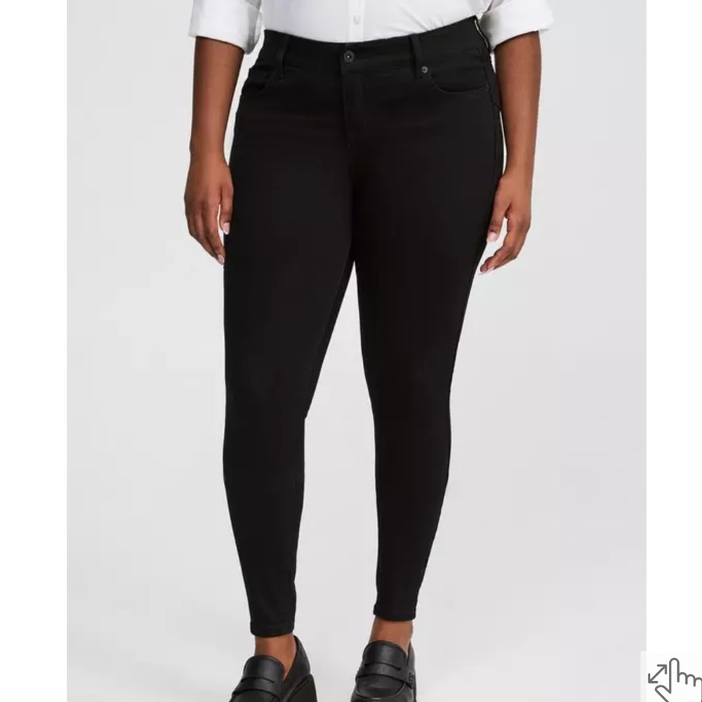 Torrid Size 22 S Bombshell Skinny Jean